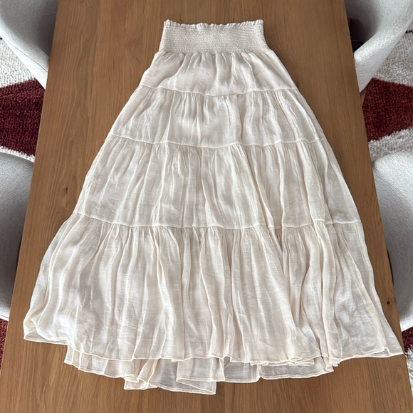 Large boho maxi skirt, cream color, made by Aakaa, bought from Vici - Picture 1 of 1